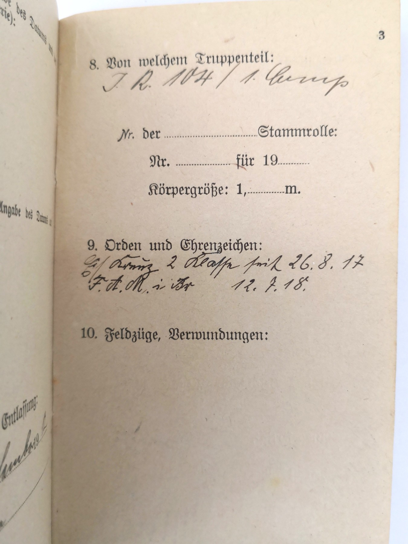 老威廉第四次麦稀奇拍卖 帝德士兵证2 [第104（萨克森第5）“皇太子”步兵团]，获得过二级铁十字+铜级奥古斯特奖章，带退伍文件