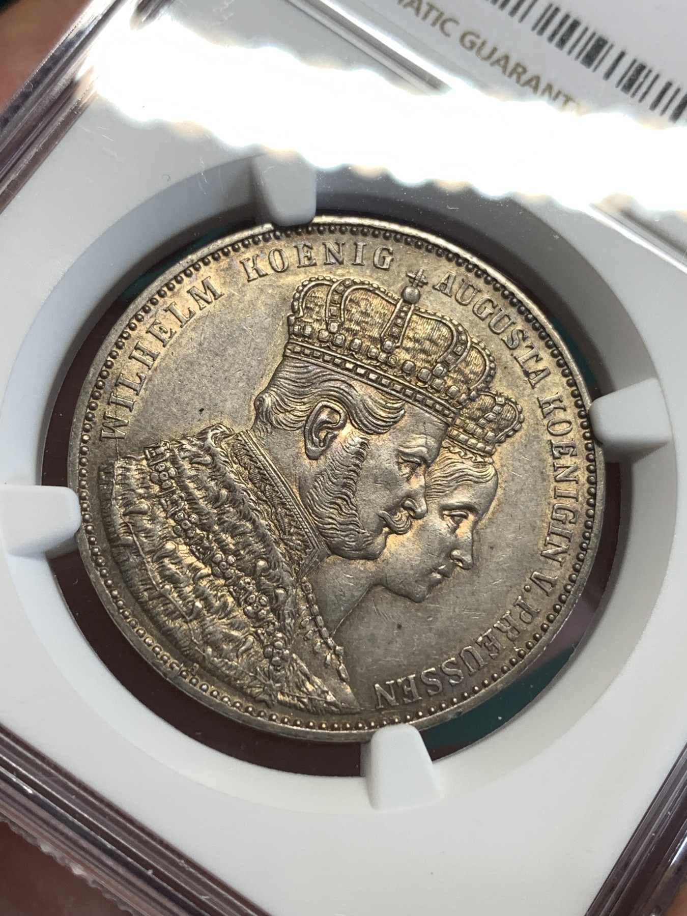 《竞宝斋》第190场-周日，周一 2场 (全场包邮) NGC MS61 德国普鲁士1861年威廉一世登基纪念1泰勒银币，俗称毛衣泰勒