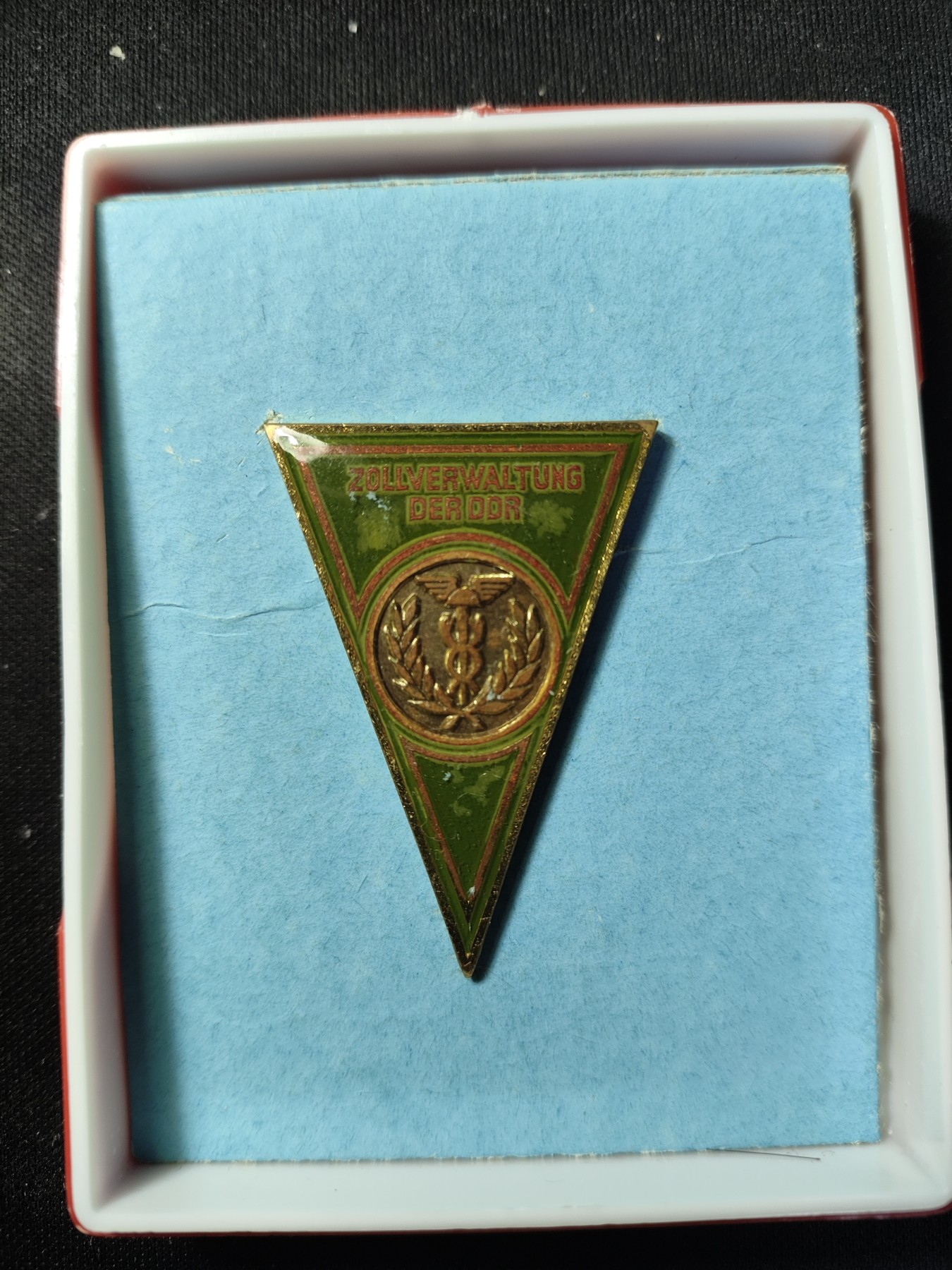 第三场拍卖 （代拍二号）东德海关校徽