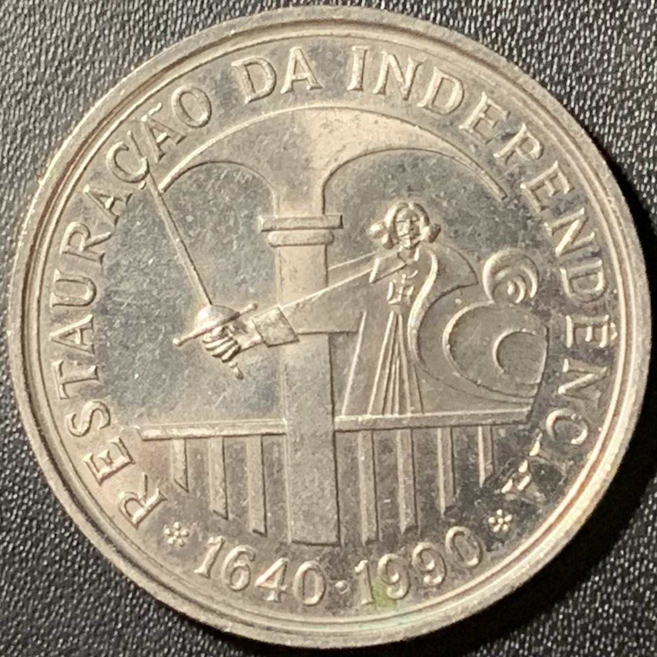 紫瑗钱币——第296期拍卖 葡萄牙 1990年 葡萄牙恢复独立350周年 100埃斯库多 纪念镍币