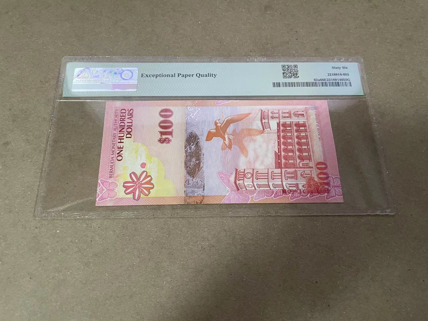 【Blue Auction】✨世界纸币精拍第360期【精】——Irish Free State  【洋葱冠 千位小号无47】百慕大 2009年100元 PMG66PQ  