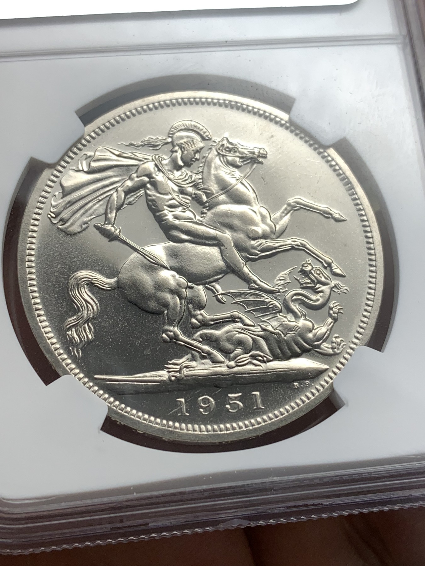 《竞宝斋》第190场-周日，周一 2场 (全场包邮) NGC-PL63 英国 1951年 1克朗 乔治六世 最后的马剑 PL底板 品相好 非常靓