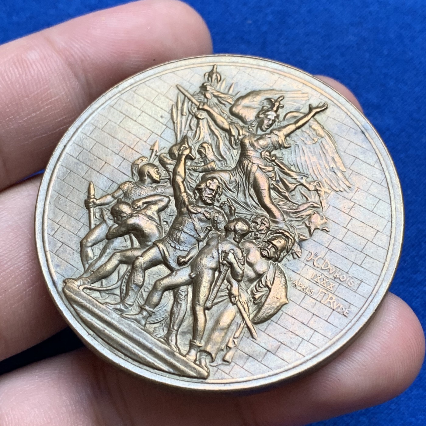 《竞宝斋》第190场-周日，周一 2场 (全场包邮) 法国经典马赛曲艺术铜章    直径：50mm 重量：64.61g   边铭：丰饶角＋铜标