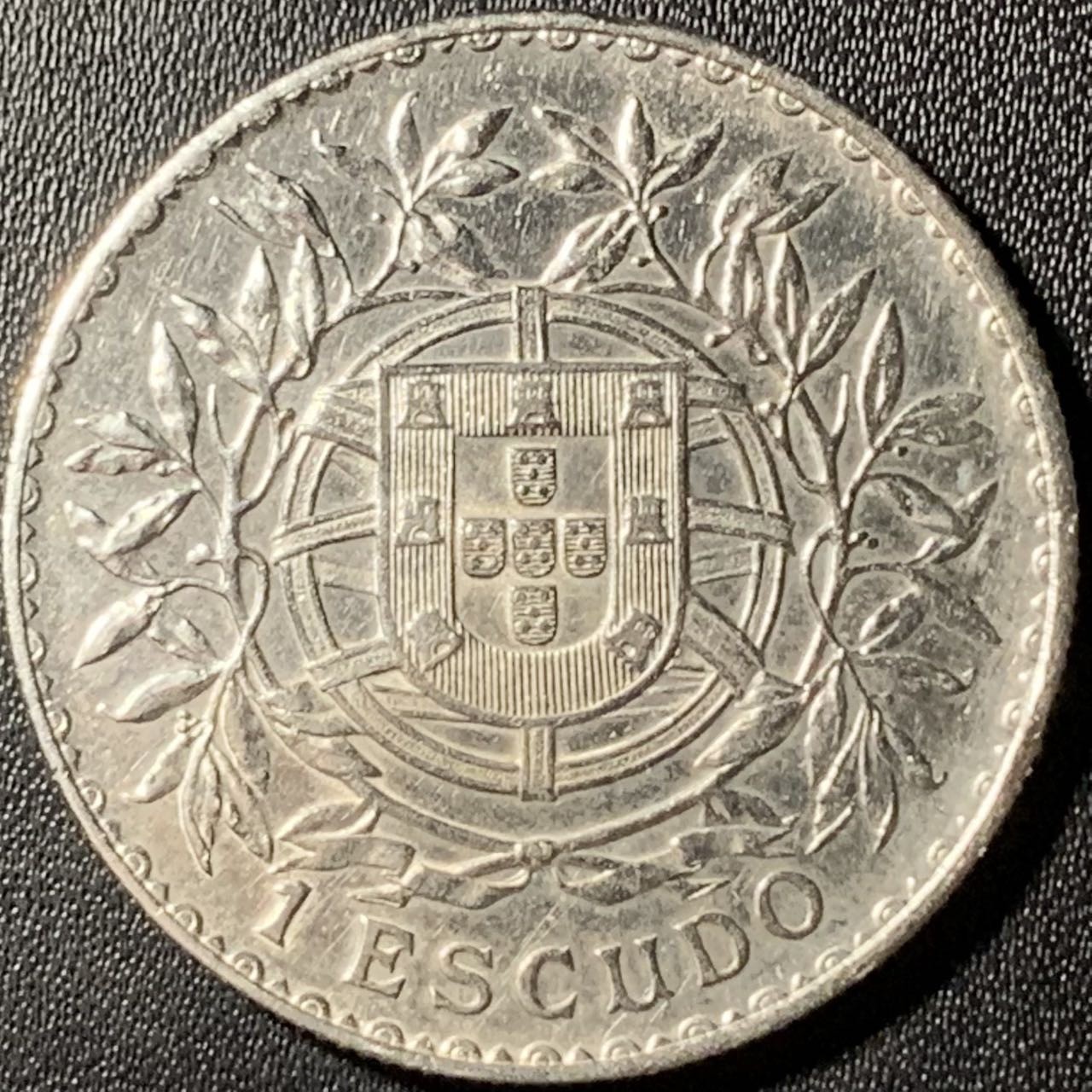 紫瑗钱币——第317期拍卖 葡萄牙 1915年 自由女神 1埃斯库多 25克 0.835银