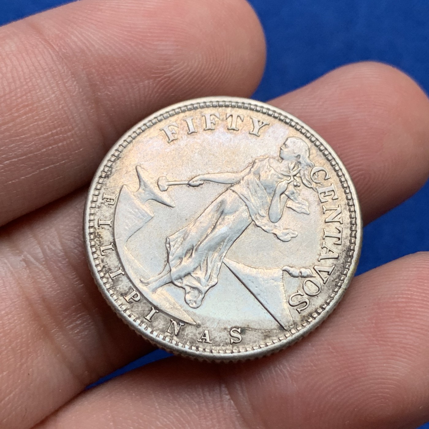 《竞宝斋》第190场-周日，周一 2场 (全场包邮) 美属菲律宾 1945年 打铁女人 50分银币 状态细节都不错