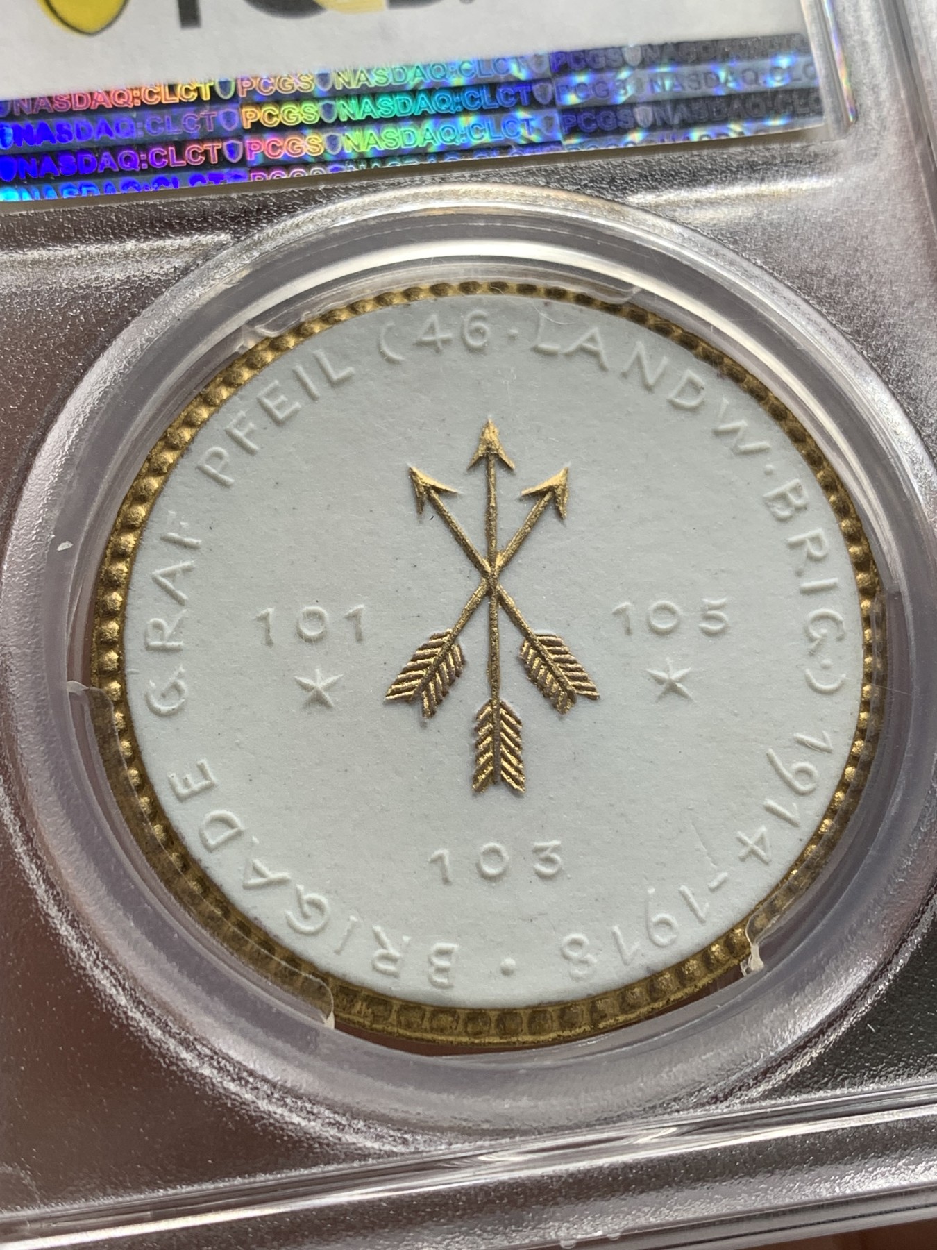 《竞宝斋》第190场-周日，周一 2场 (全场包邮) PCGS-MS66 德国1922年德累斯顿一战陶瓷章 陶瓷描金！P盒冠军分！非常漂亮