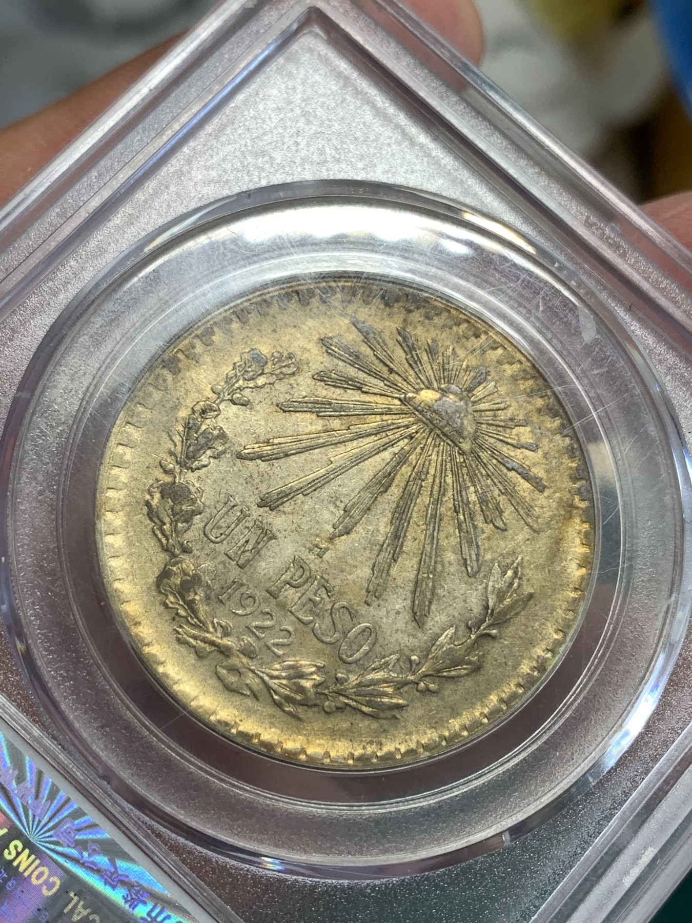 《竞宝斋》第190场-周日，周一 2场 (全场包邮) 公博评级  MS62 墨西哥1比索银币  1922年早期年份