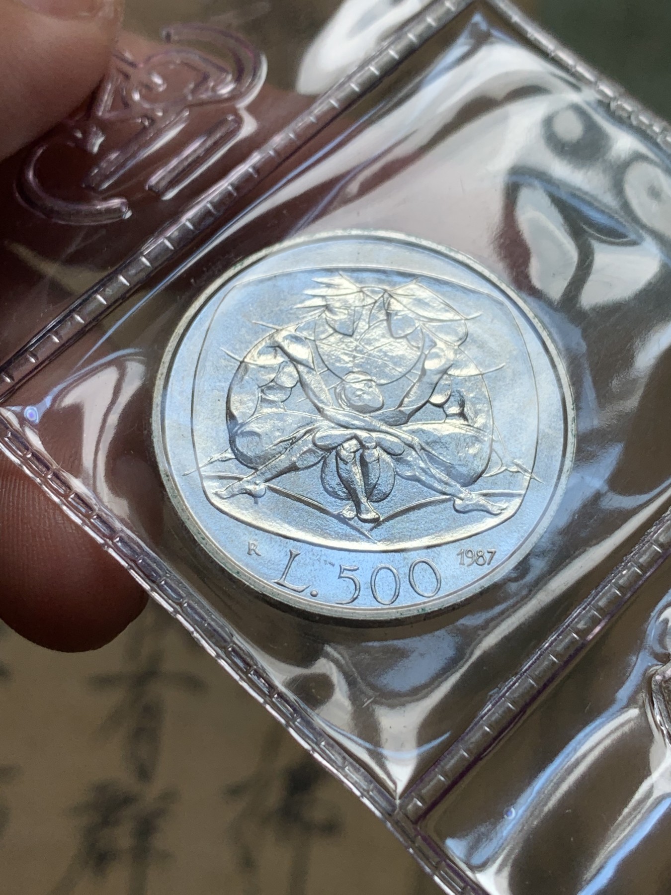 《竞宝斋》第190场-周日，周一 2场 (全场包邮) 封装 意大利1987年 家庭日 500里拉银币