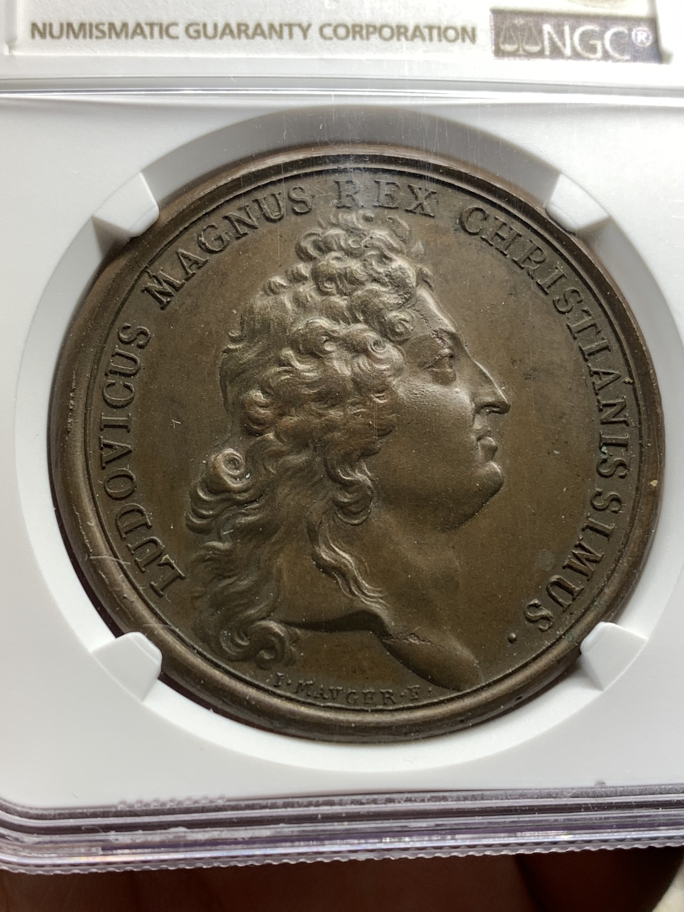 《竞宝斋》第190场-周日，周一 2场 (全场包邮) NGC-MS63 法国1690年路易十四征服萨伏伊 纪念铜章 巧克力包浆 细节很好