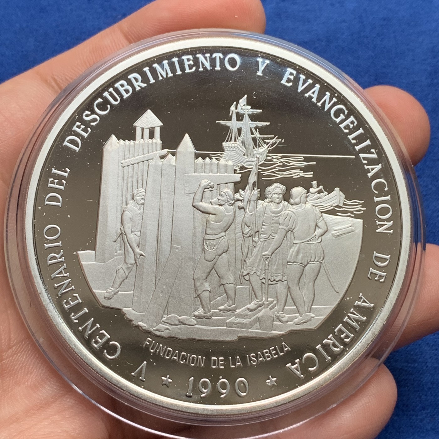 《竞宝斋》第190场-周日，周一 2场 (全场包邮) 多米尼加共和国1990年5盎司银币 155.5克 999银 纪念发现美洲500周年 附原盒