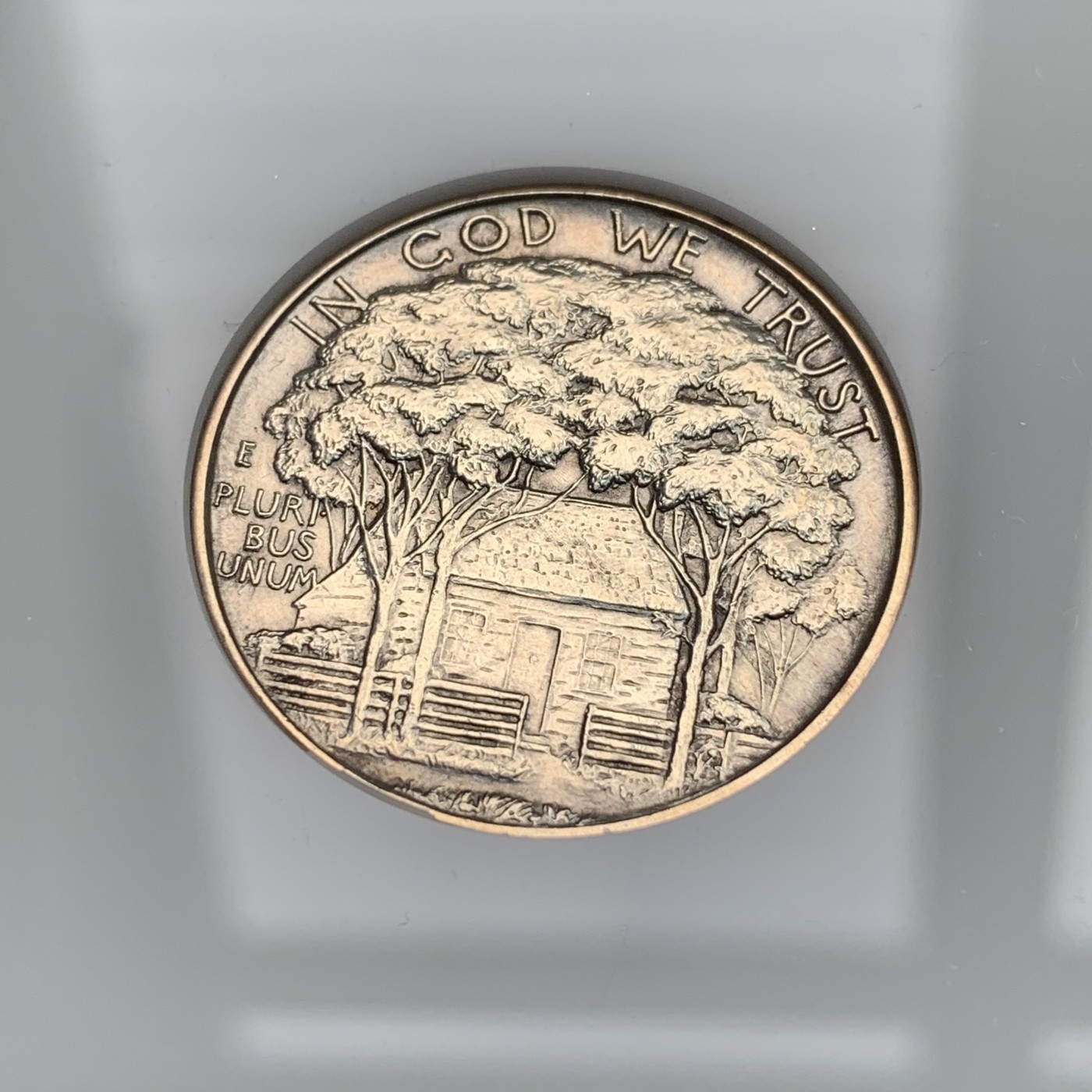 《竞宝斋》第190场-周日，周一 2场 (全场包邮) 美国1922年格兰特将军半美 纪念银币 热门的50美分品种 带亚克力盒