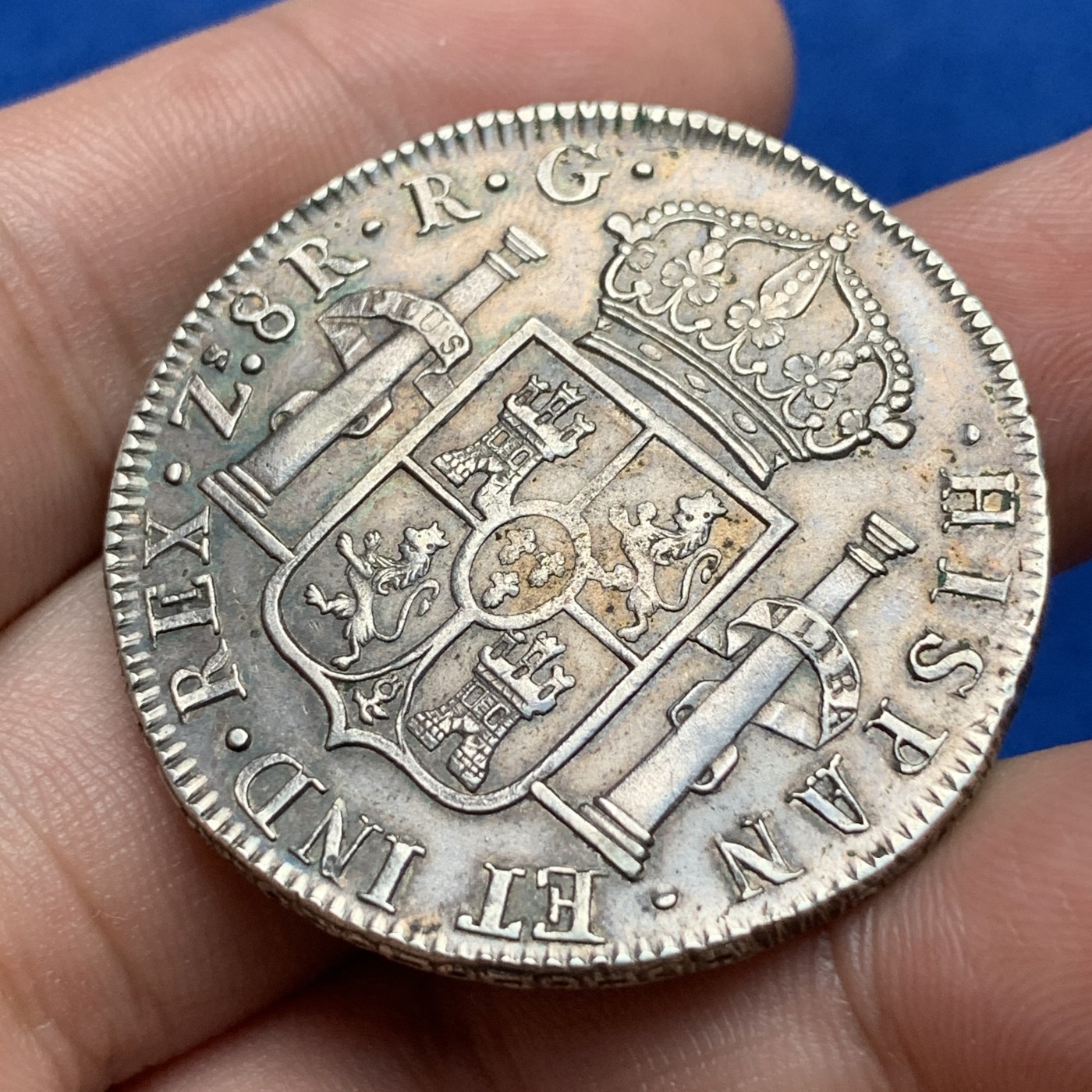 《竞宝斋》第190场-周日，周一 2场 (全场包邮) 1821年墨西哥内战版ZS费七双柱8R大银币 高点细节很棒的极美品 内战版一般都很粗糙，这枚双面深打