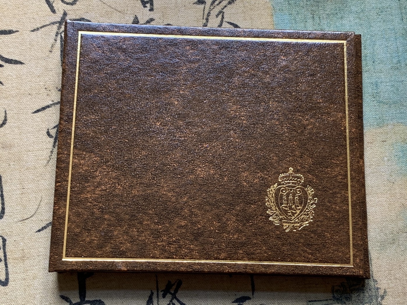 《竞宝斋》第190场-周日，周一 2场 (全场包邮) 圣马力诺1980年 天主教隐修士 1000里拉银币 较少