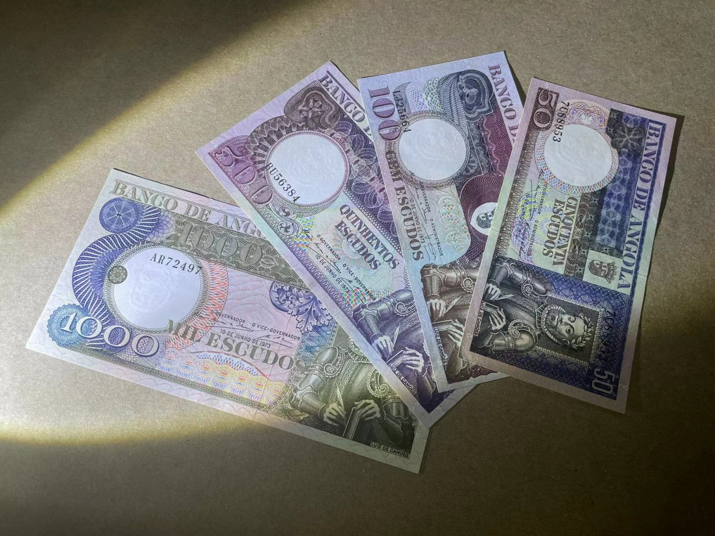 【Blue Auction】✨世界纸币精拍第360期【精】——Irish Free State 【一组4张】安哥拉 1973年50-1000埃斯库多 全新UNC