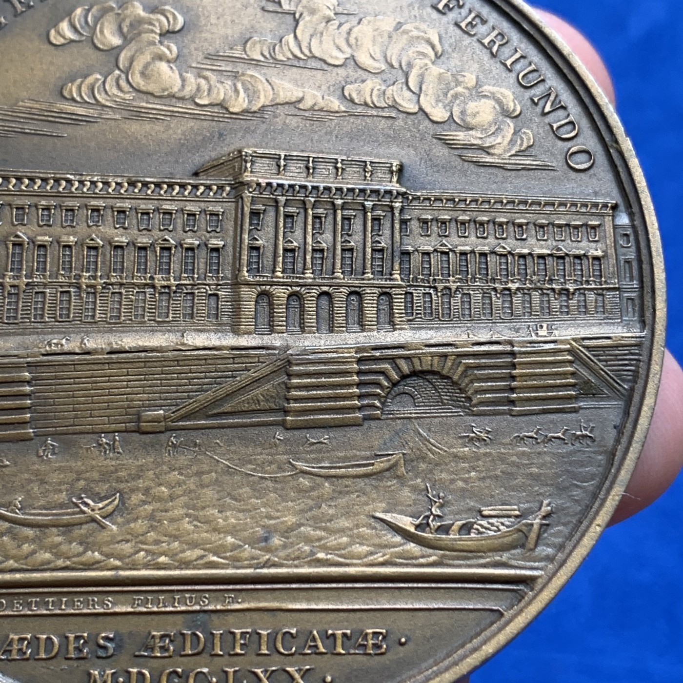 《竞宝斋》第190场-周日，周一 2场 (全场包邮) 法国 路易十五 1770 巴黎造币厂 建成纪念铜章 超大规格117克 64.8mm直径 本枚应该是早期复刻版 细节好 高浮雕