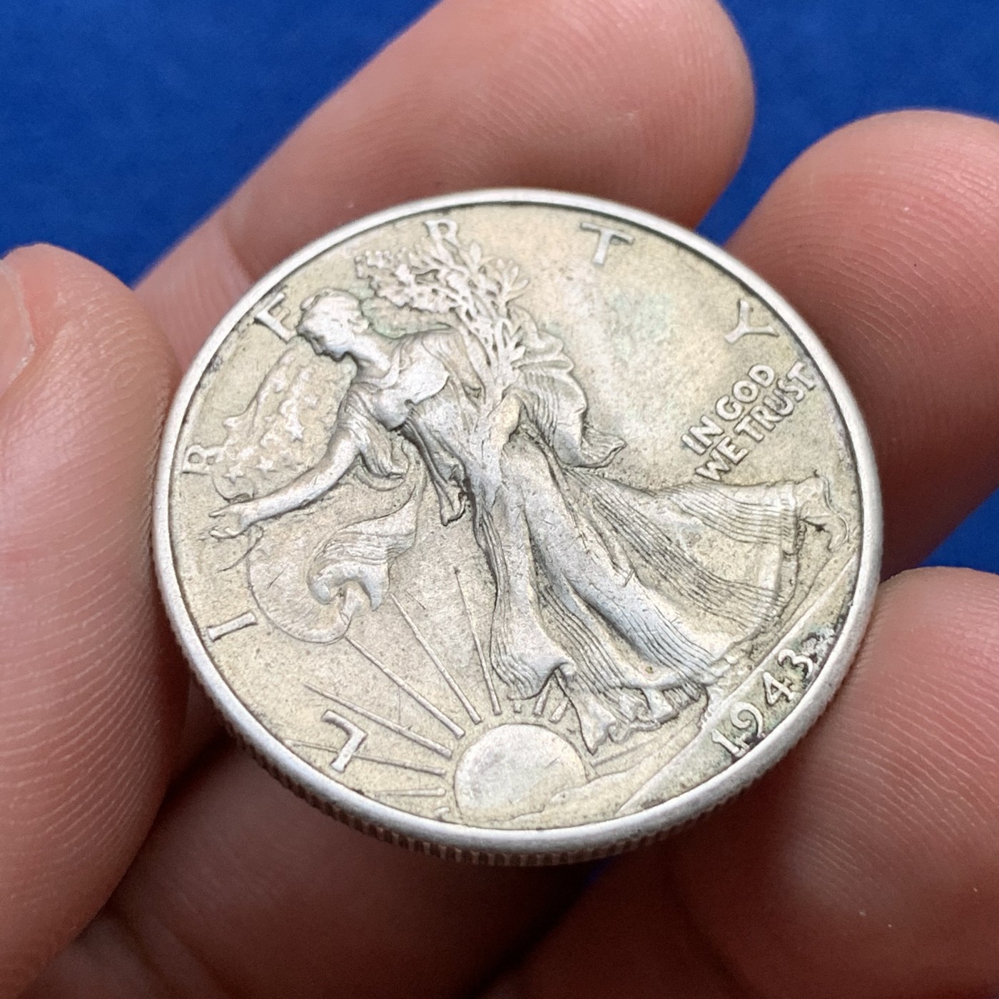 《竞宝斋》第190场-周日，周一 2场 (全场包邮) 美国1943-S行走女神半圆银币 图案完整磨损少的不容易