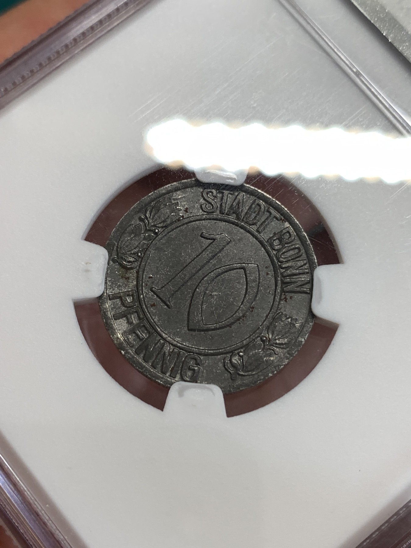 《竞宝斋》第190场-周日，周一 2场 (全场包邮) NGC-MS63 德国紧急状态货币，1920年波恩贝多芬10芬尼铁币，经典品种，凑套必备