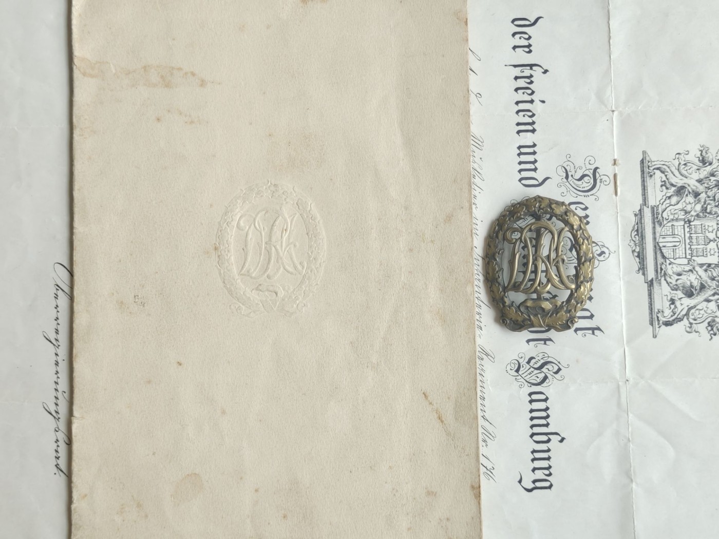 老威廉第四次麦稀奇拍卖 德国魏玛时期铜级体能证章带证书，背打厂标和编号。证书少见