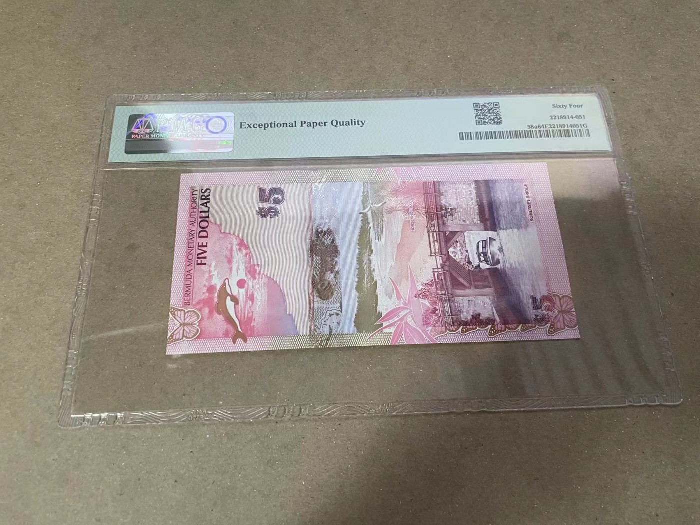 【Blue Auction】✨世界纸币精拍第360期【精】——Irish Free State 【洋葱冠】百慕大 2009年5元 PMG64EPQ  