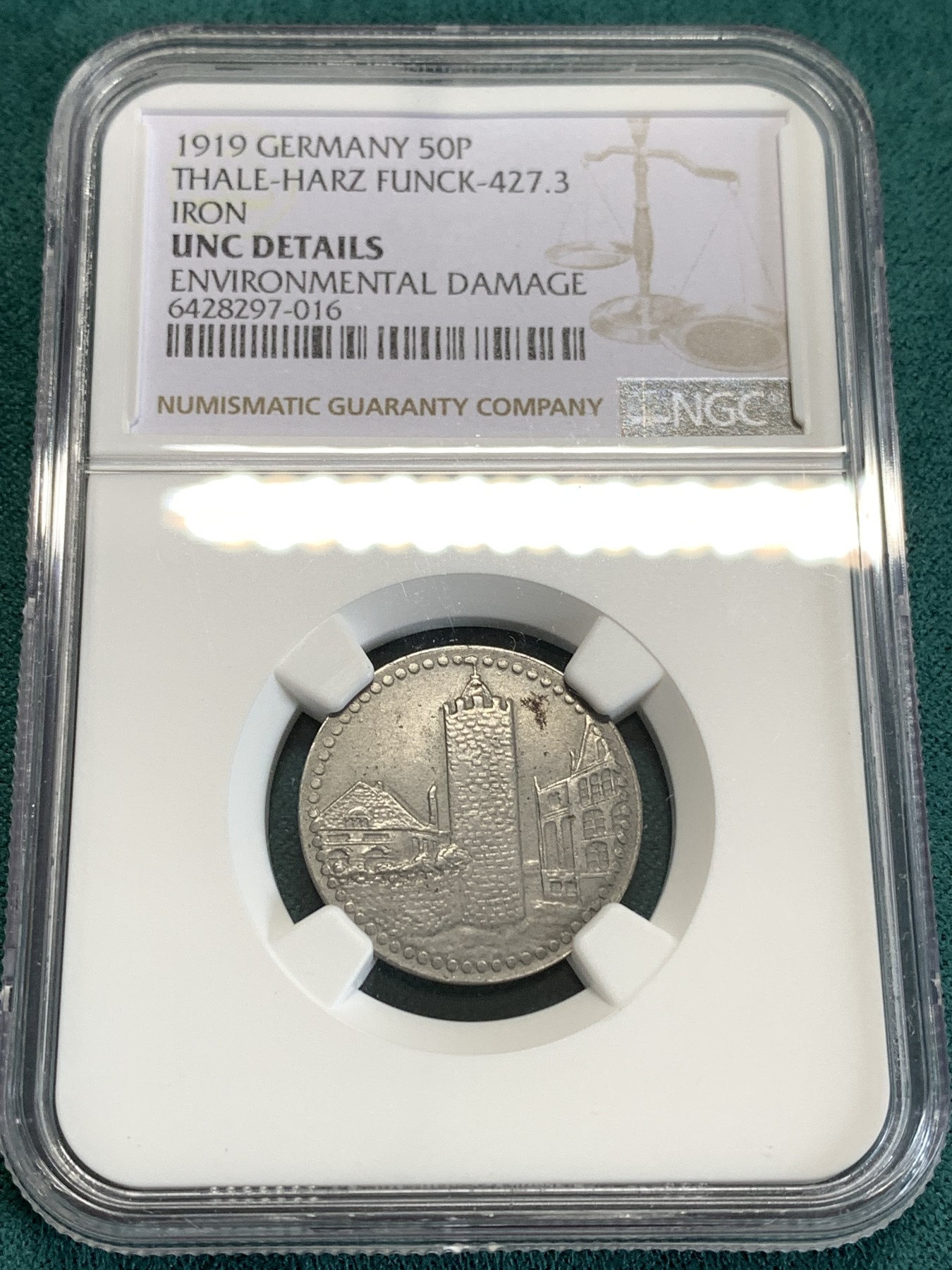 《竞宝斋》第190场-周日，周一 2场 (全场包邮) NGC-UNC 德国1919年德紧塔勒-哈兹50芬尼铁币 两面深打原始包浆 这个应该有分的太严了 仅见入盒