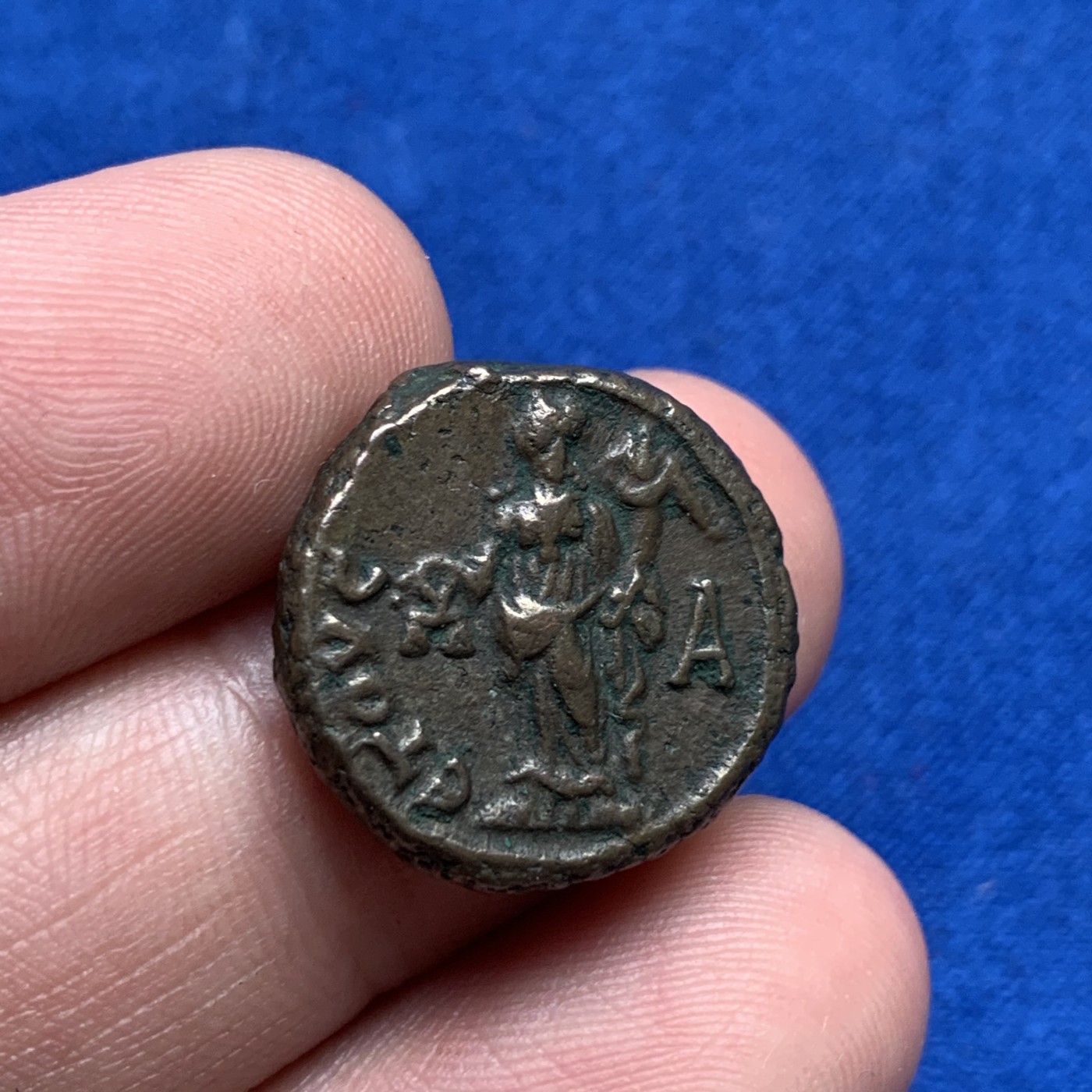 《竞宝斋》第190场-周日，周一 2场 (全场包邮) 古罗马银币 7.6g 正反打制的非常好 币胚很厚 后期含银量越来越低 看着有点像铜币了
