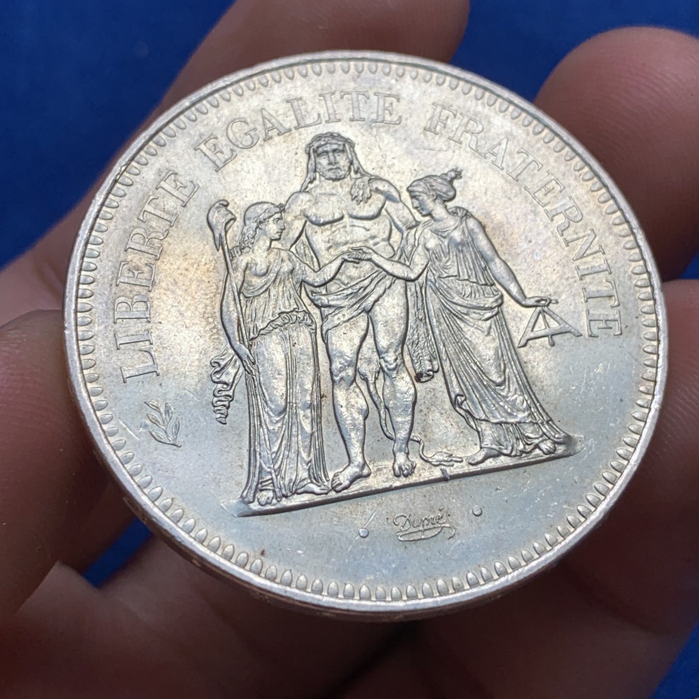 《竞宝斋》第190场-周日，周一 2场 (全场包邮) 法国1979年大力神50法郎大银币 BU状态