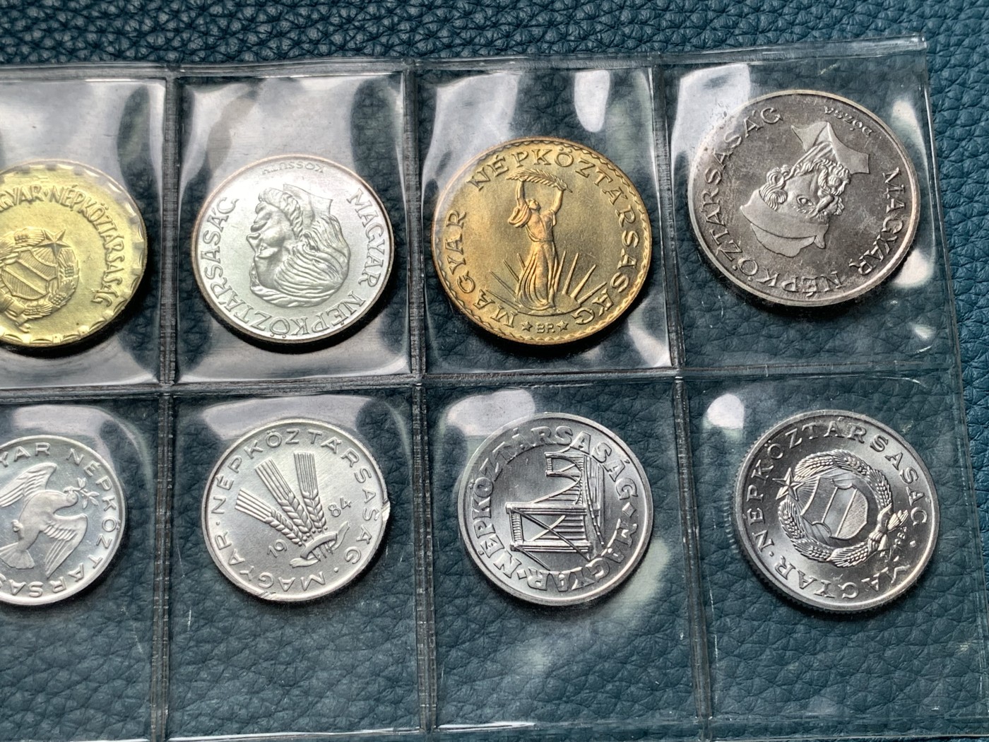 《竞宝斋》第190场-周日，周一 2场 (全场包邮) 匈牙利1984年流通硬币清年版10枚套少见