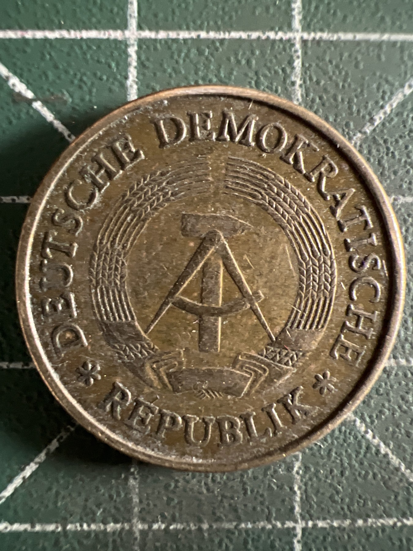 泡泡堂第382期 硬币专场 （无押金，捡漏，全场20包邮，偏远地区除外，接收代拍业务） 东德20芬尼