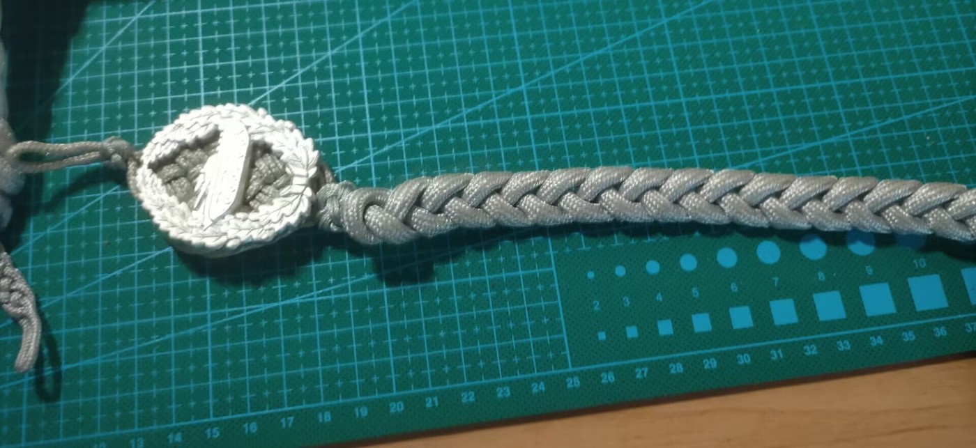 第三场拍卖 （代拍三号）东德装甲兵射手索（步战标）