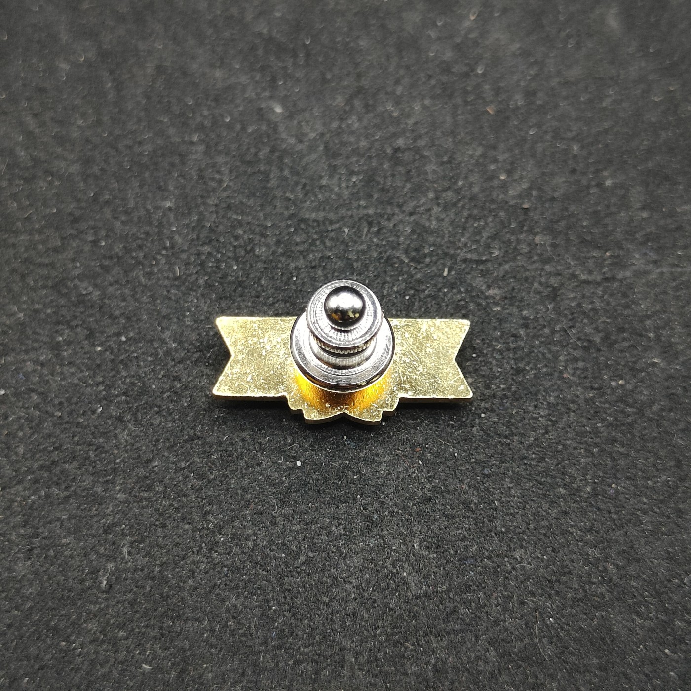 全场0元起拍 第83期 咸鱼国勋章拍卖专场 8月20日（周日）下午6：00开始 日本消防团队伍番号徽章