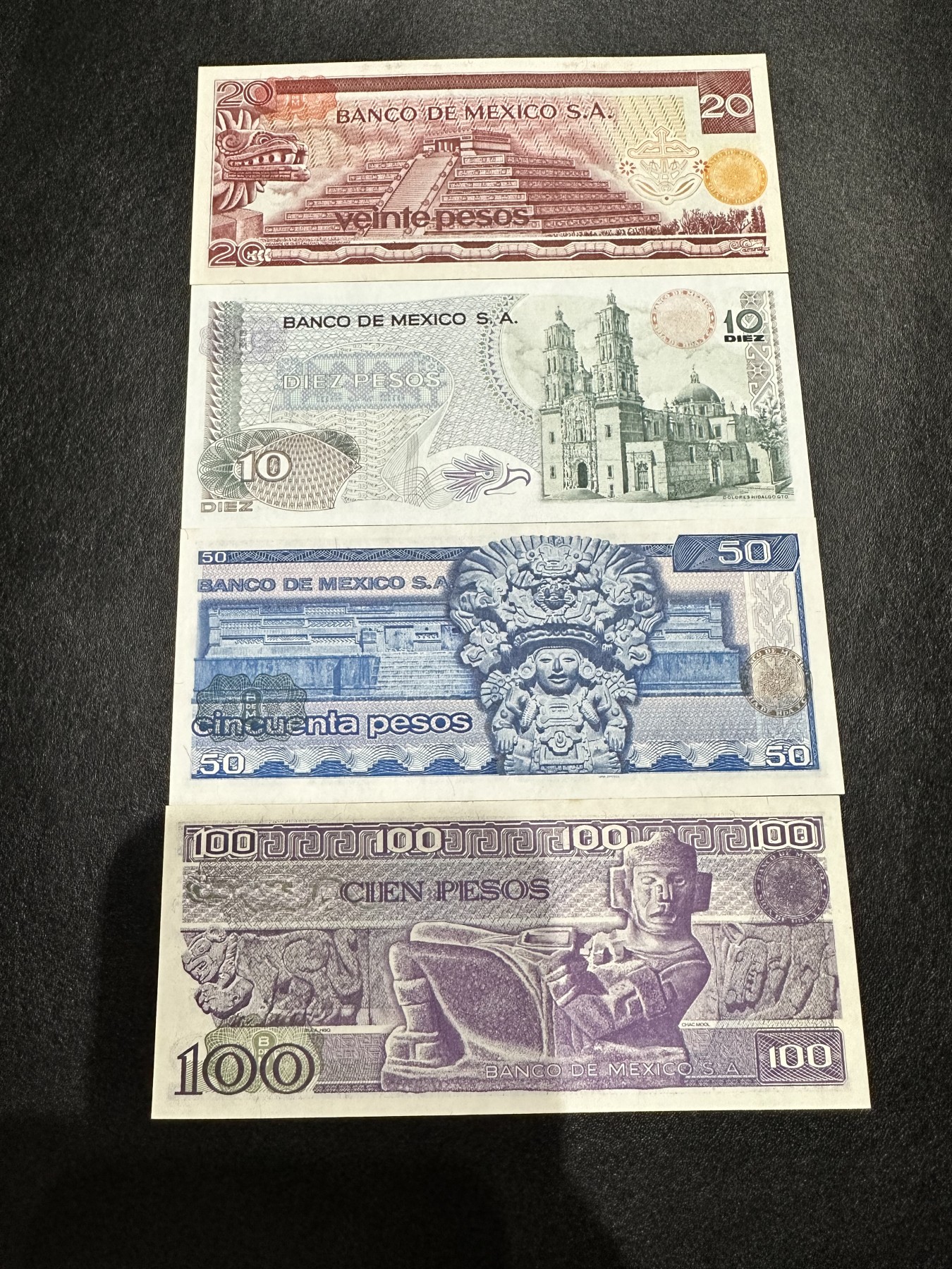 《外钞收藏家》第二百九十二期（连拍第三场） 墨西哥 名人版 一套四枚 全新 轻微潮