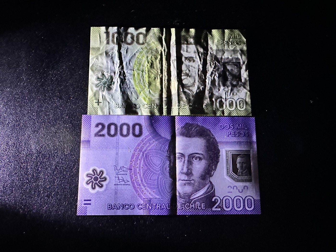 《外钞收藏家》第二百九十二期（连拍第三场） 智利1000、2000面额2张一起 AU品相