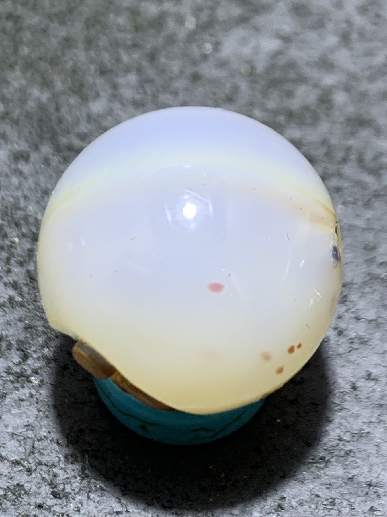 精美高玉化亚光海洋玉髓手工俏色巧雕无相佛意境圆珠一个！