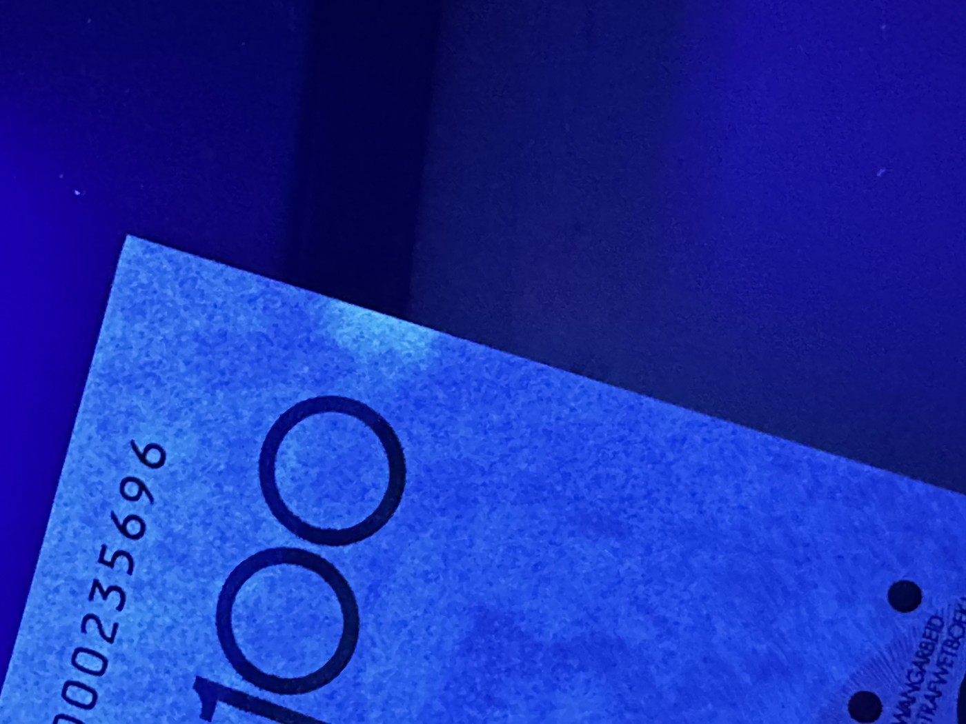 《外钞收藏家》第二百九十一期（荷兰比利时卢森堡欧元专场）（连拍第二场） 比利时早期小额法郎3张 全新 100面额有个潮点