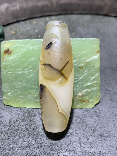 精美高玉化亚光海洋玉髓手工俏色巧雕普度众生大桶珠一个！ - 精美高玉化亚光海洋玉髓手工俏色巧雕普度众生大桶珠一个！