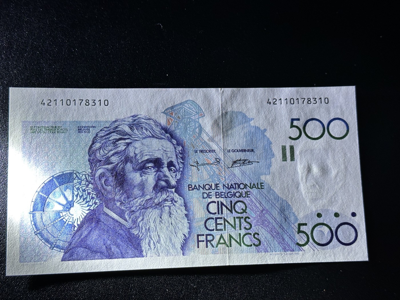 《外钞收藏家》第二百九十一期（荷兰比利时卢森堡欧元专场）（连拍第二场） 比利时倒二版500法郎 全新UNC
