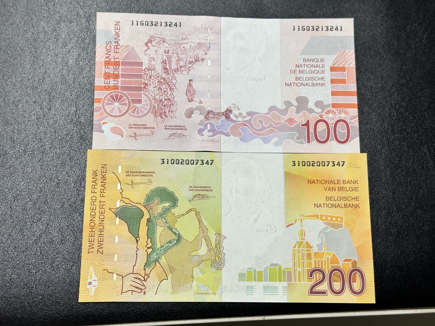 《外钞收藏家》第二百九十一期（荷兰比利时卢森堡欧元专场）（连拍第二场） 比利时100法郎，200法郎，萨克斯 全新UNC