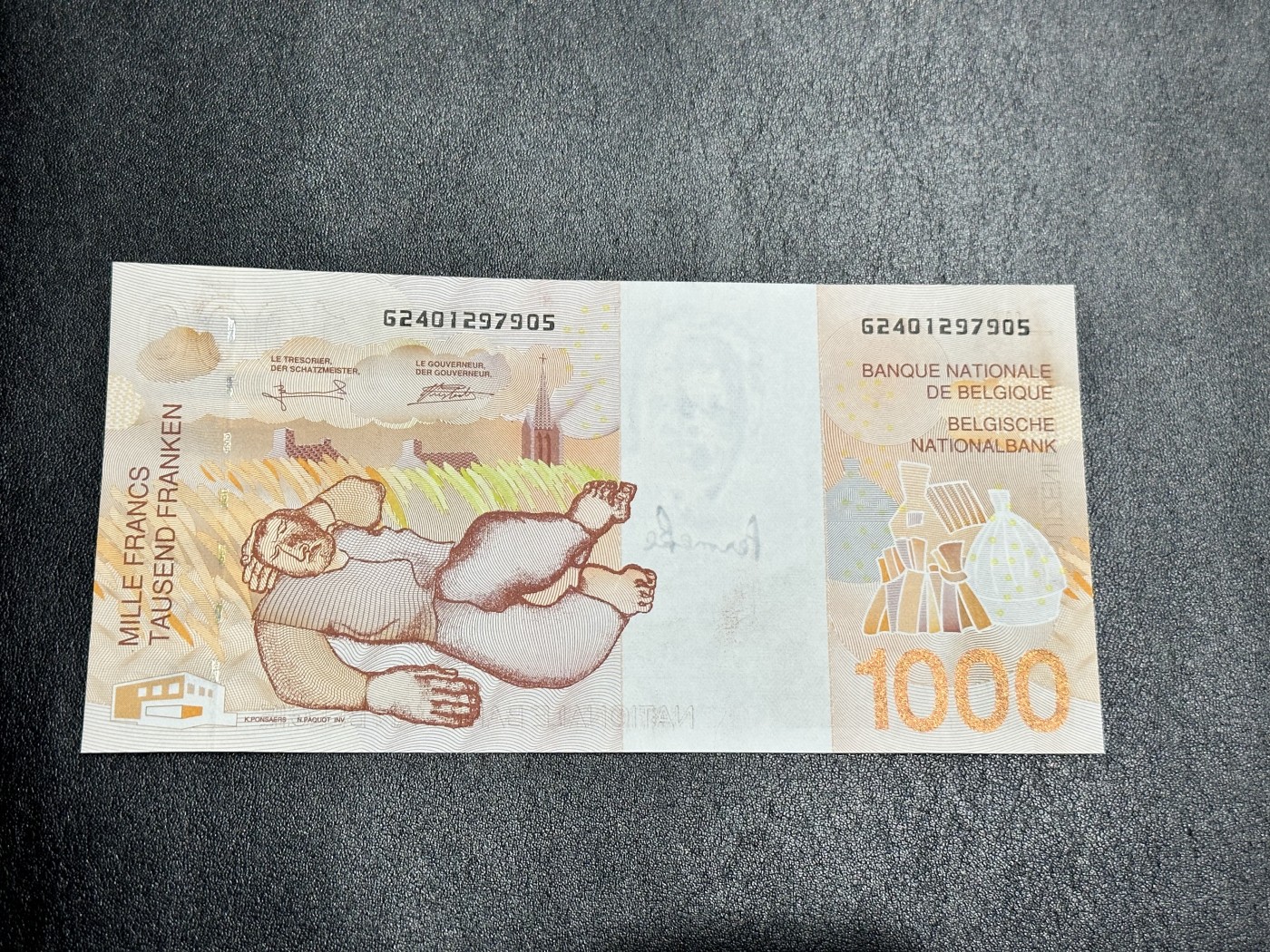 《外钞收藏家》第二百九十一期（荷兰比利时卢森堡欧元专场）（连拍第二场） 比利时1000法郎 全新UNC