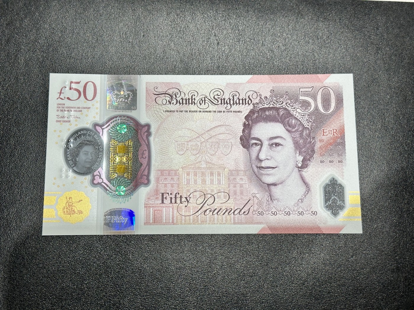 《外钞收藏家》第二百九十二期（连拍第三场） 英国最新版塑料钞50镑 首发冠AA01 全新UNC