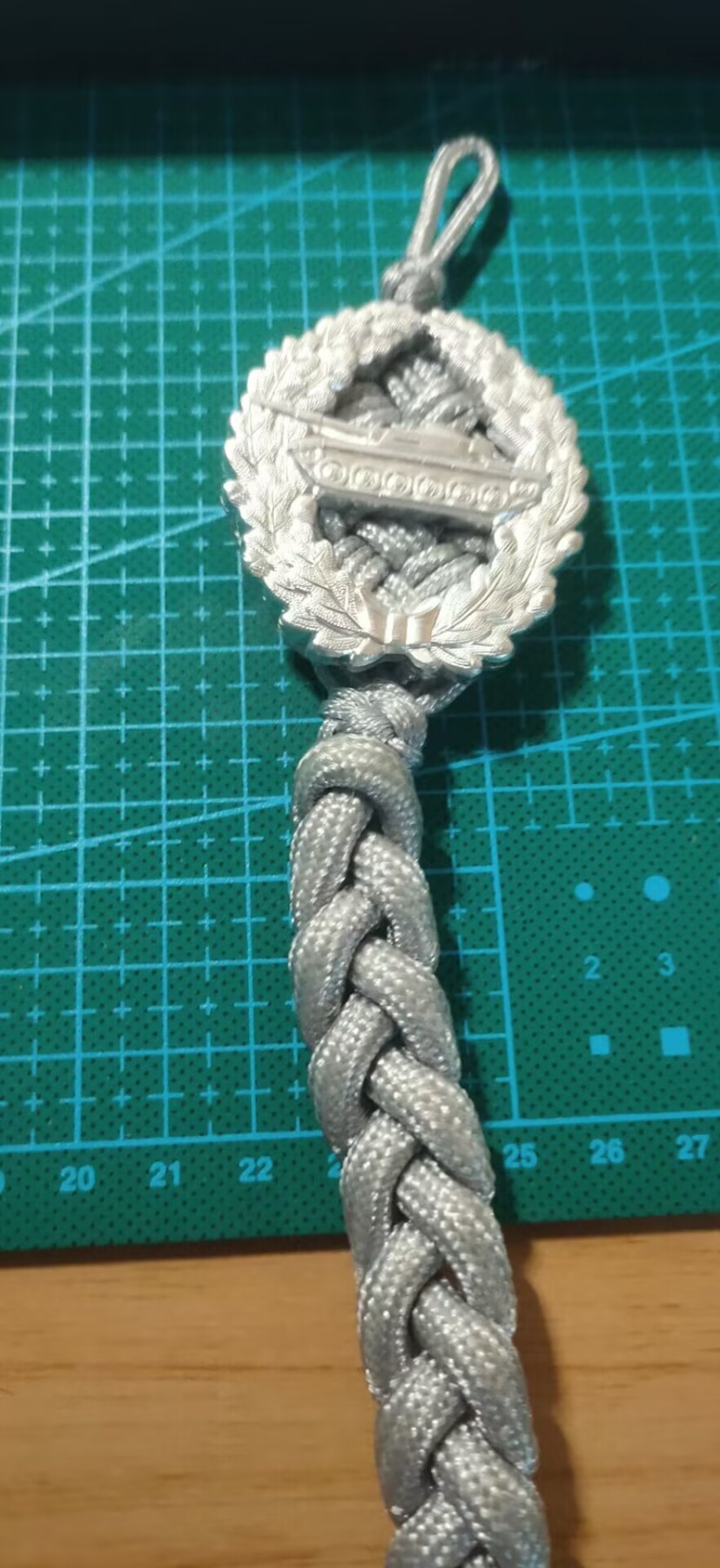 第三场拍卖 （代拍三号）东德装甲兵射手索（坦克标）