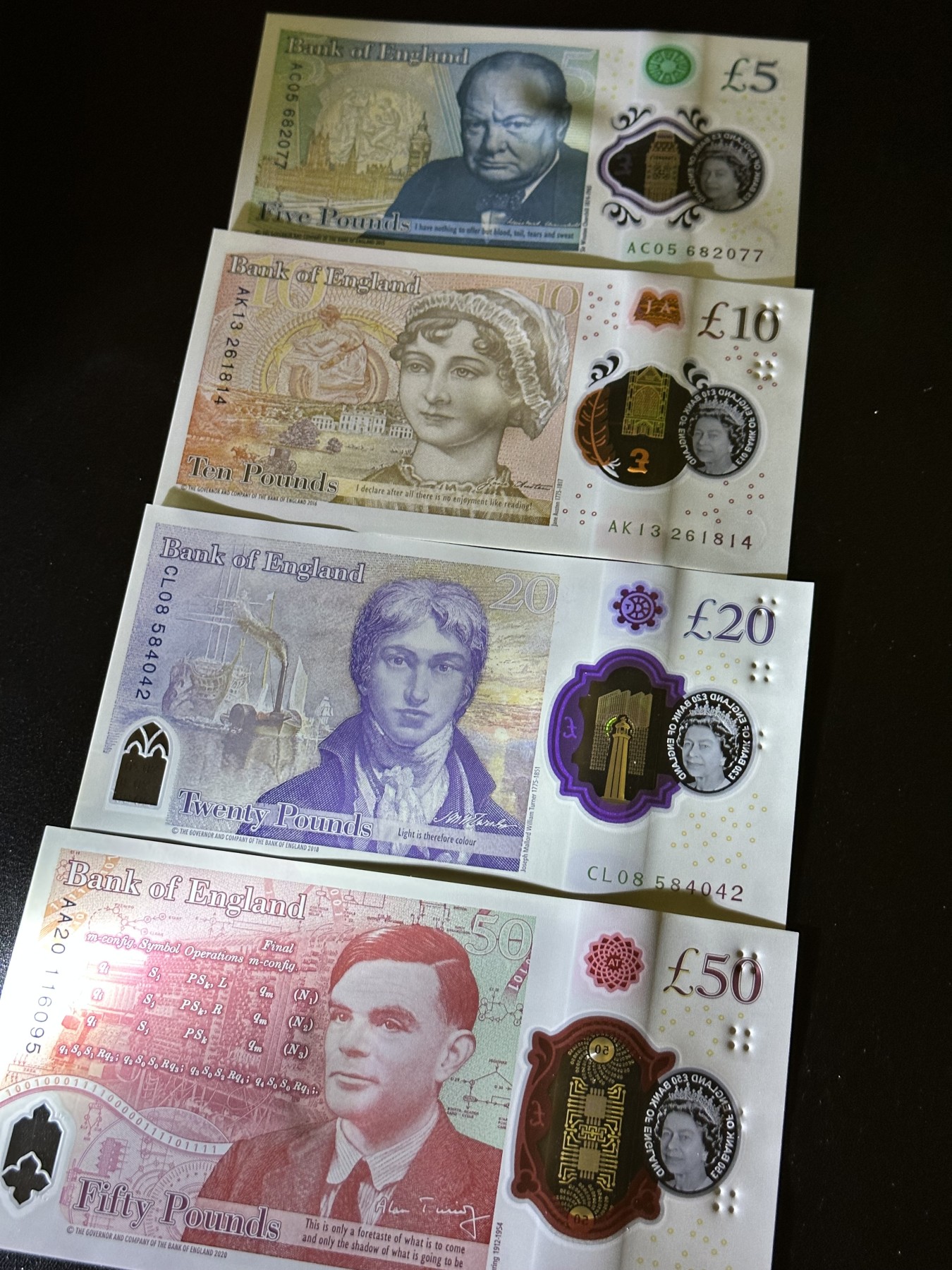 《外钞收藏家》第二百九十二期（连拍第三场） 最新版英国塑料钞一套4张 全新UNC