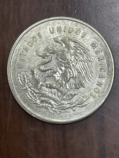 世界硬币纸币0 元起拍全场无压力第 26场（拍前悉知，满百包邮，本场满50包邮，每周四发货，寄存由人，谢谢配合 - 墨西哥天平鹰洋25分银币外国钱币收藏品1950-53年3.3克