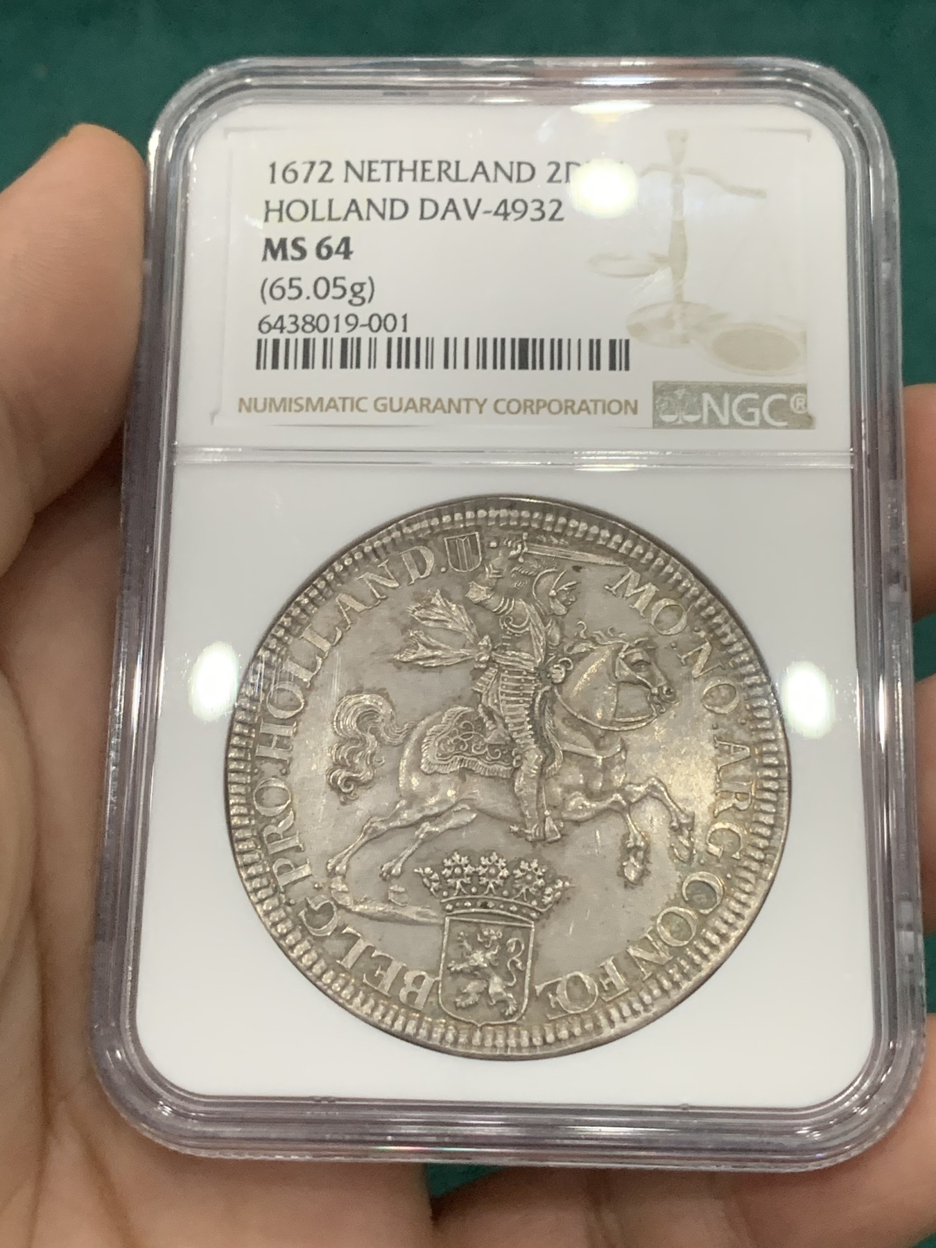 欢迎参加《竞宝斋》为爱冲冲冲 七夕特拍专场 ！第191场 (全场包邮) NGC MS64 荷兰1672年大马剑加重版2杜卡特银币，65.05克，版本的冠军分。距今350多年，17世纪最美钱币之一，工艺精湛。