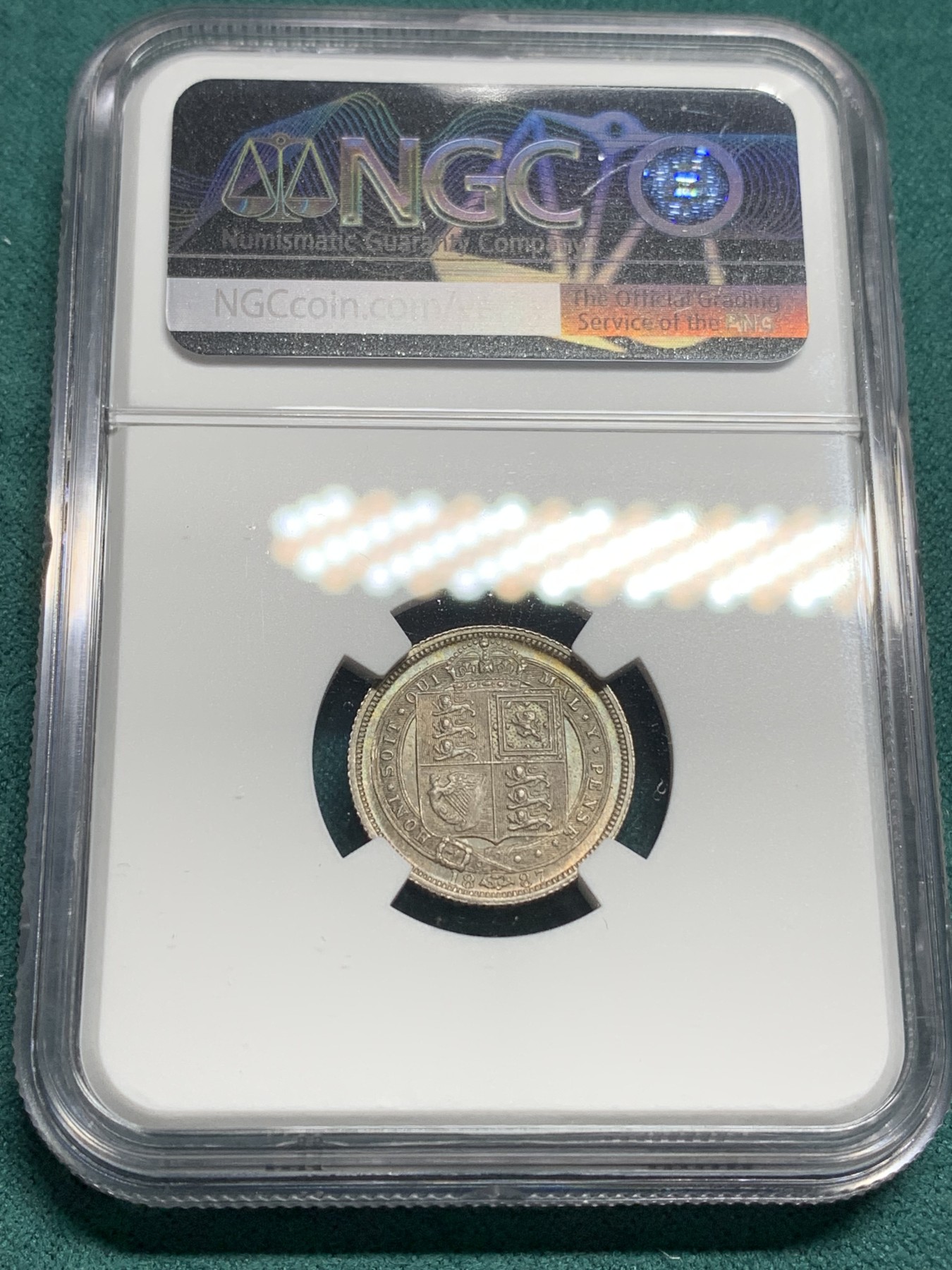 欢迎参加《竞宝斋》为爱冲冲冲 七夕特拍专场 ！第191场 (全场包邮) 7枚一套 NGC MS63-64 英国1887年 维多利亚 高冠版 银币套币 高分连号 一次搞定 比较难得