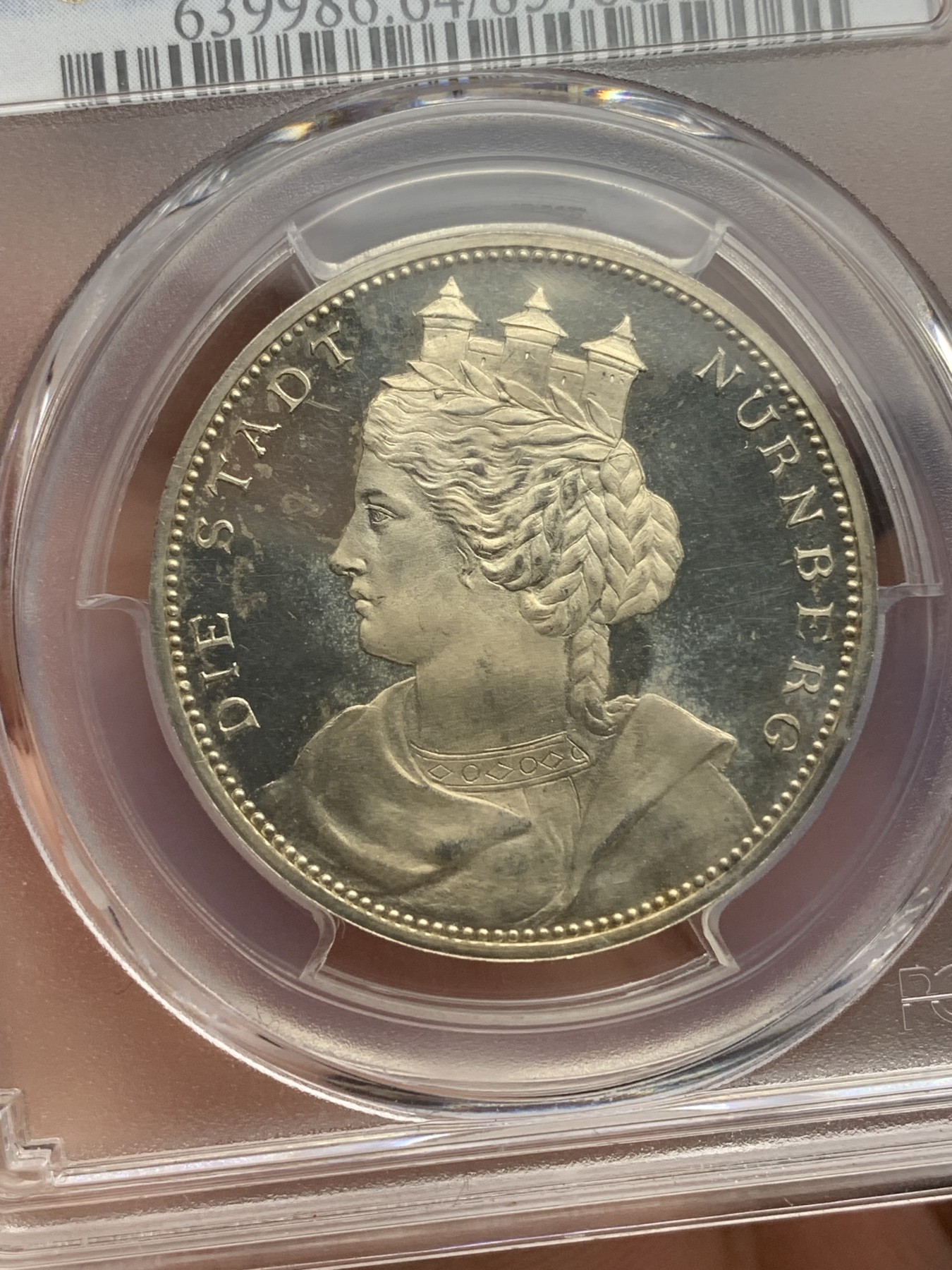 欢迎参加《竞宝斋》为爱冲冲冲 七夕特拍专场 ！第191场 (全场包邮) PCGS-PR64DCAM 德国1894纽伦堡城市女神系列银章，真的非常好看。