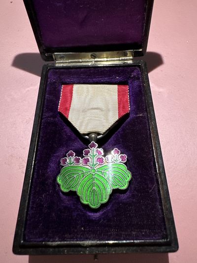 CHONGSHI勋章拍卖所 - 大正青叶带盒