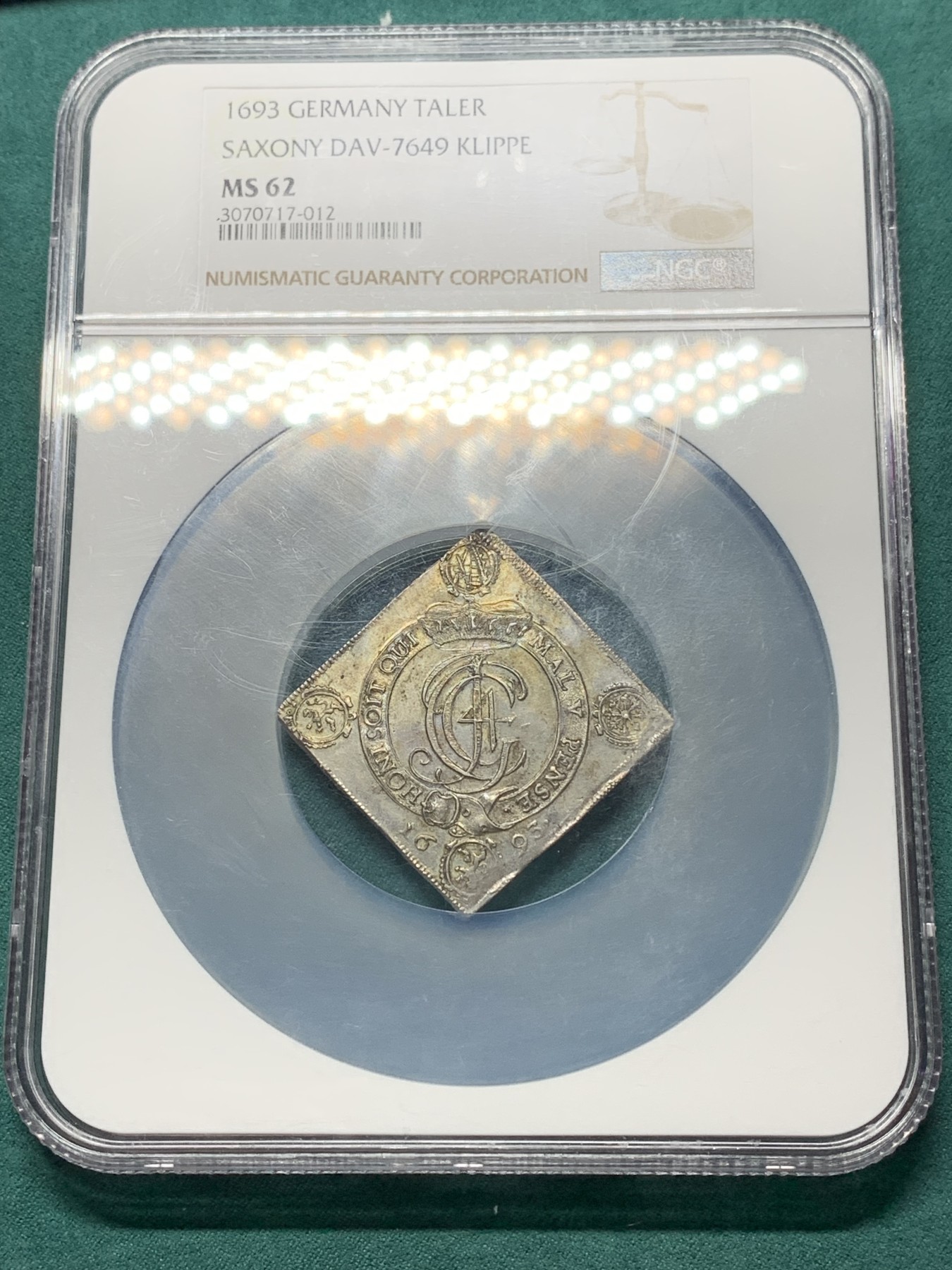 欢迎参加《竞宝斋》为爱冲冲冲 七夕特拍专场 ！第191场 (全场包邮) NGC-MS62 1693年德国萨克森胜利方泰勒 纪念约翰奥格尔格四世接受嘉德勋章，冠军分,深打底光，设计精美
