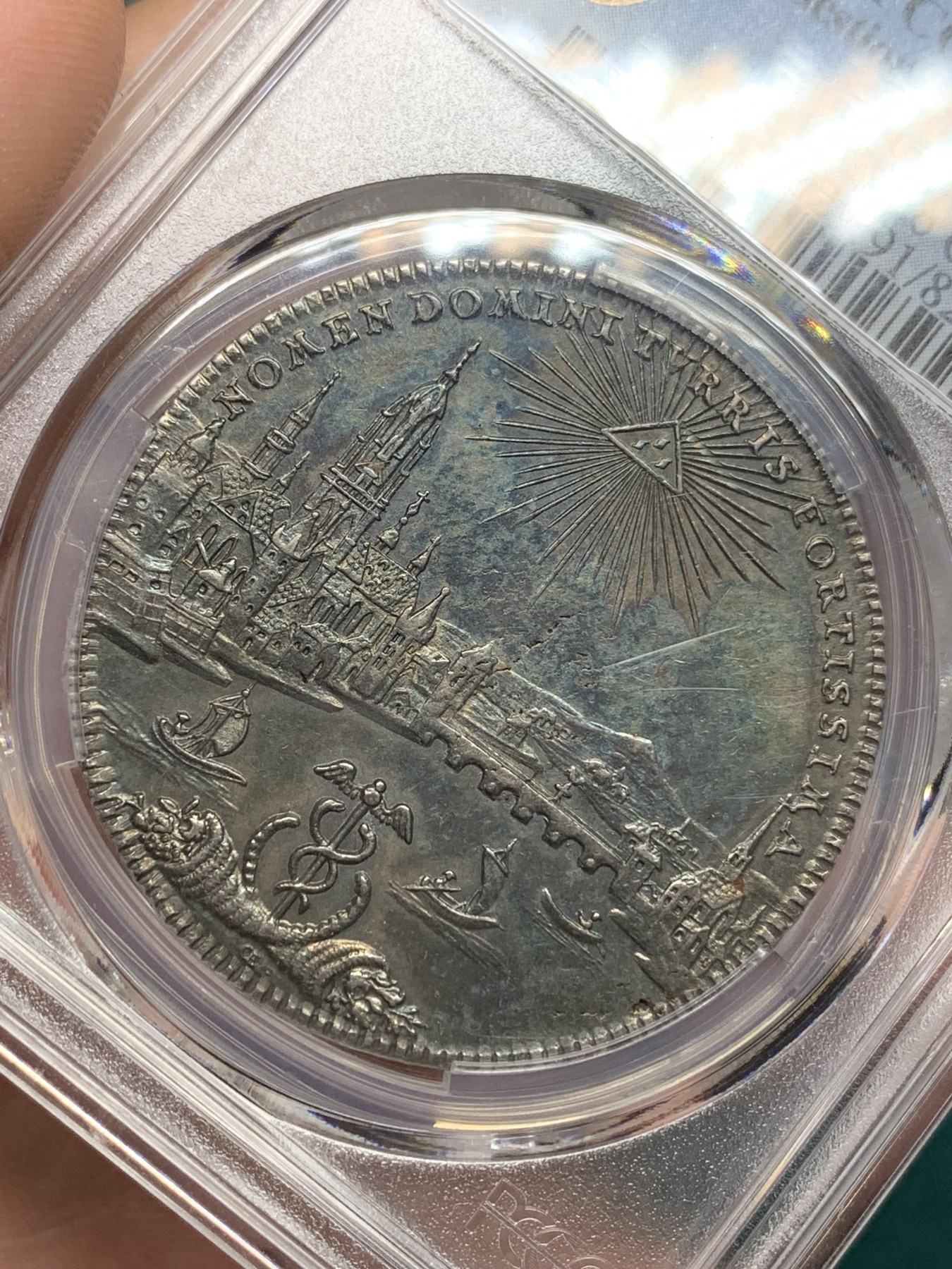 欢迎参加《竞宝斋》为爱冲冲冲 七夕特拍专场 ！第191场 (全场包邮) PCGS AUD 给91而不是92清洗 德国1772年“名誉品”法兰克福景观泰勒，蓝色星空彩犹如梵高油画。三年前欧洲裸币成交就已近千欧，可重新养护博分！