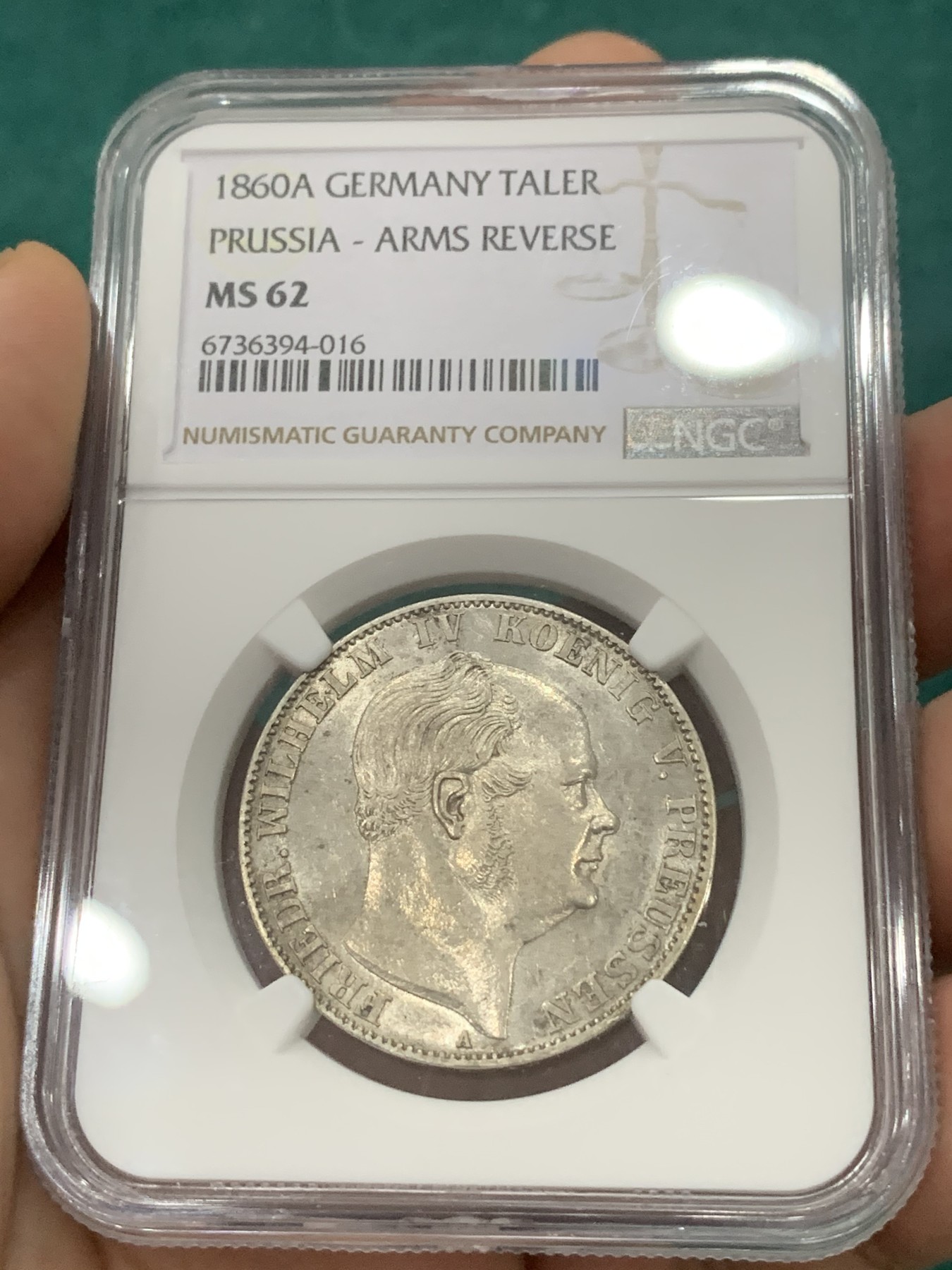 欢迎参加《竞宝斋》为爱冲冲冲 七夕特拍专场 ！第191场 (全场包邮) NGC-MS62 德国普鲁士洋葱头1860A 1泰勒银币 少见未流通好品 原状态连续转光 离冠鹰少见版本