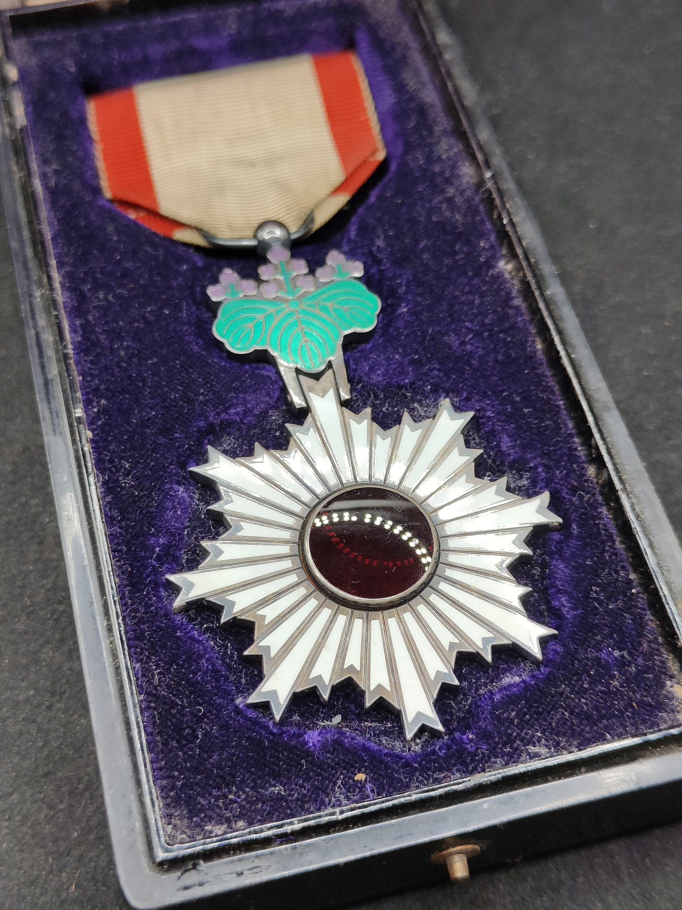 全场0元起拍 第83期 咸鱼国勋章拍卖专场 8月20日（周日）下午6：00开始 日本六等瑞宝章 银制带盒